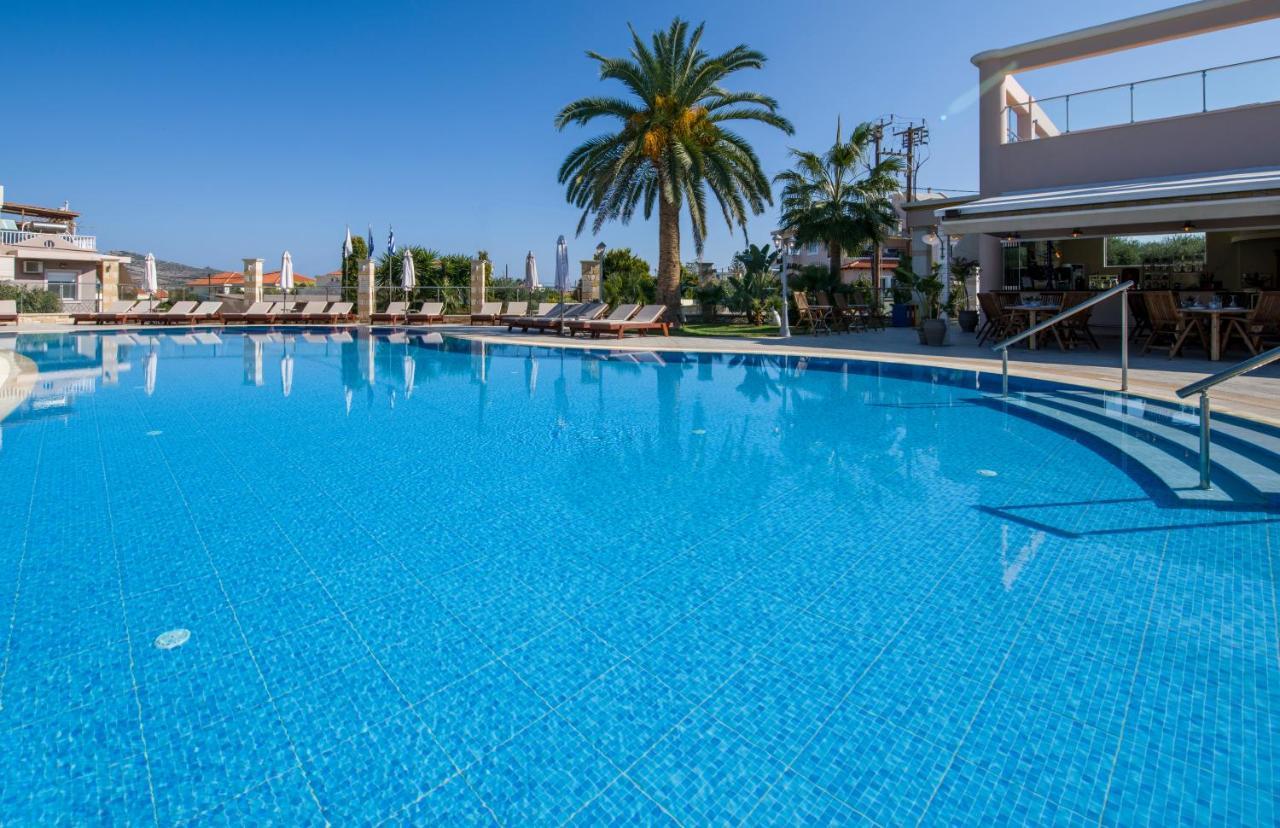 Isida Hotel Agia Marina Exterior foto