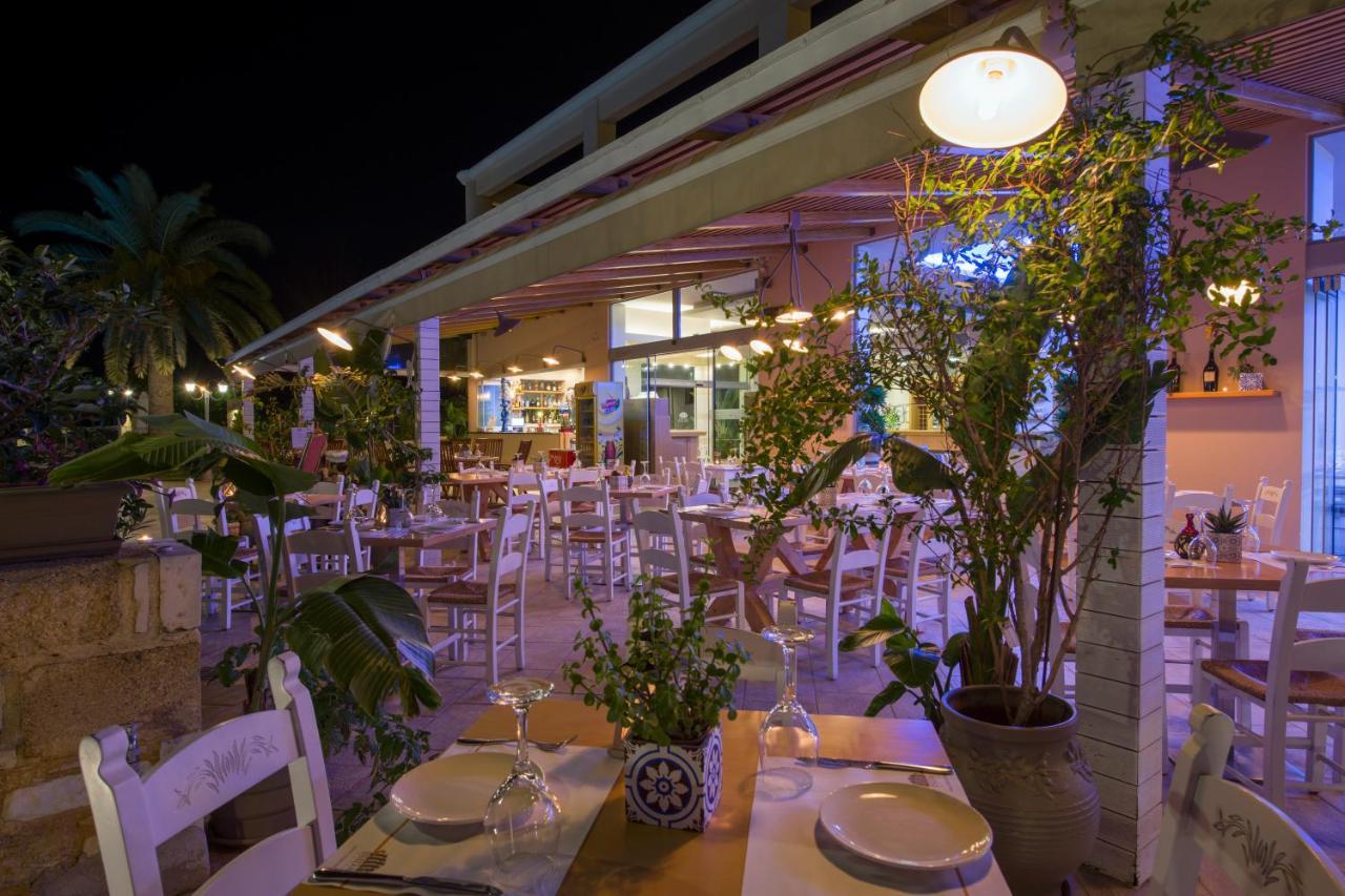 Isida Hotel Agia Marina Exterior foto