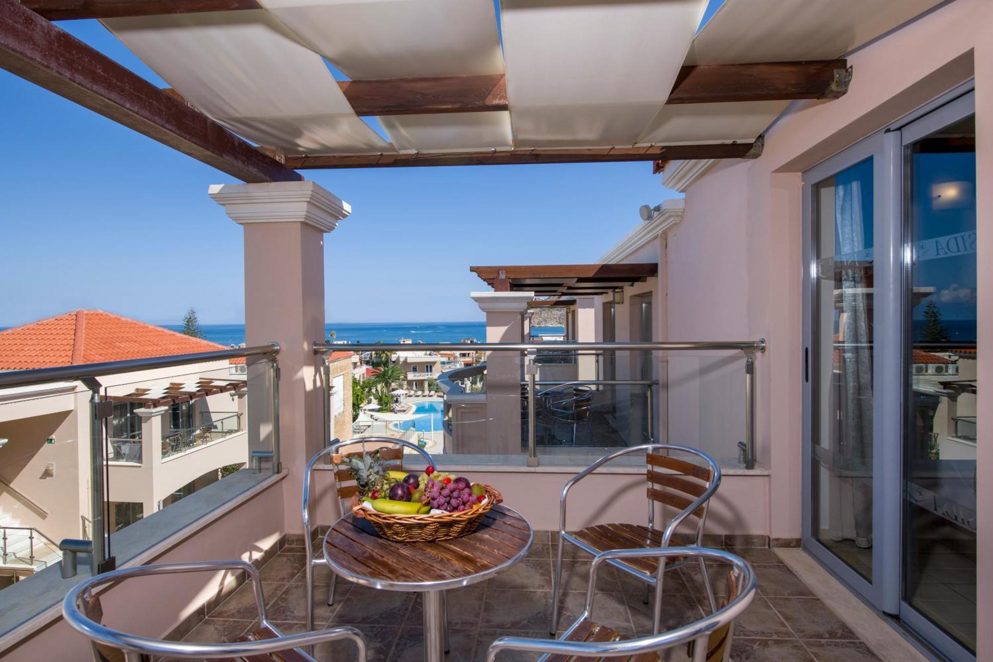 Isida Hotel Agia Marina Zimmer foto