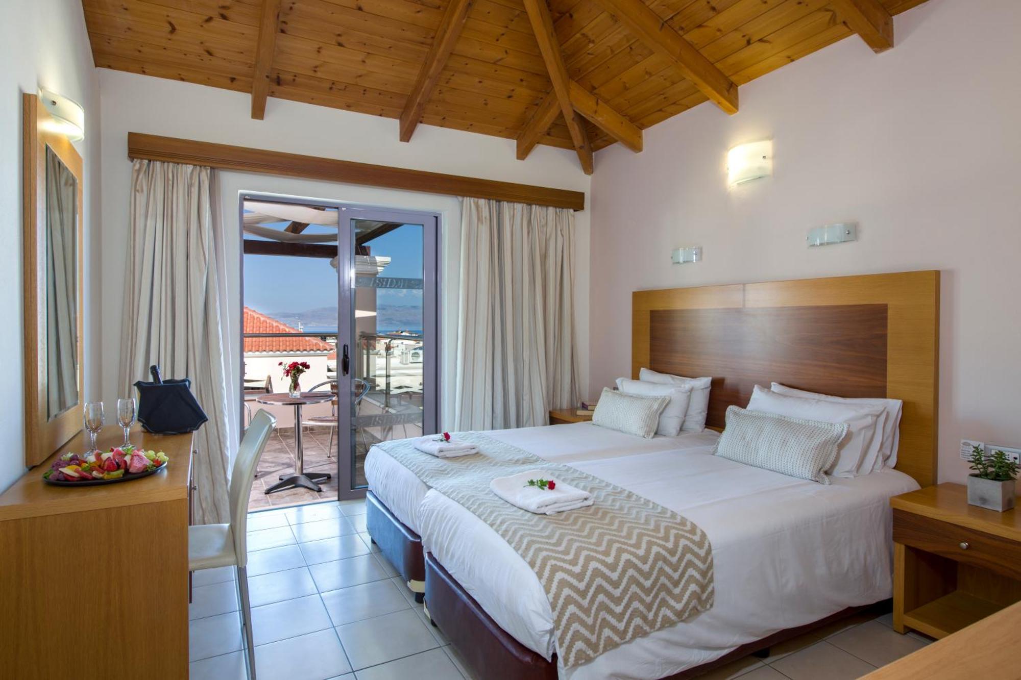 Isida Hotel Agia Marina Zimmer foto