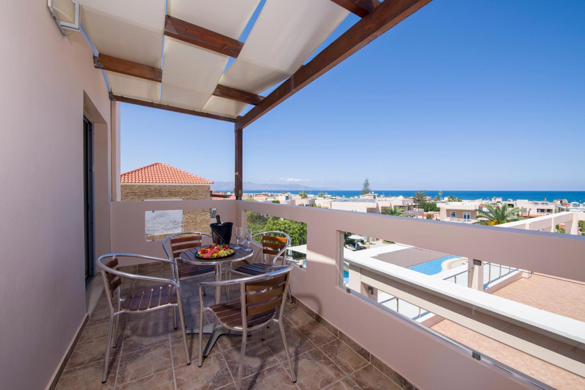 Isida Hotel Agia Marina Zimmer foto