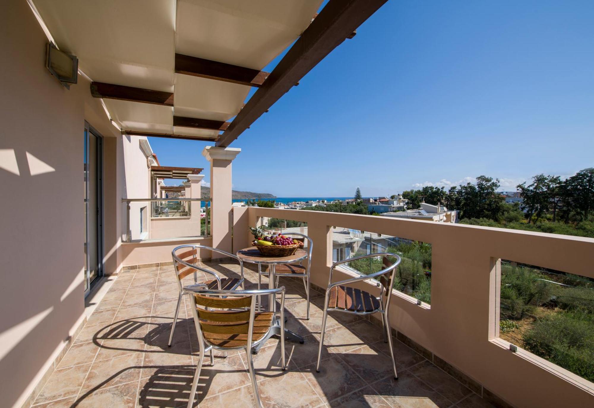 Isida Hotel Agia Marina Zimmer foto